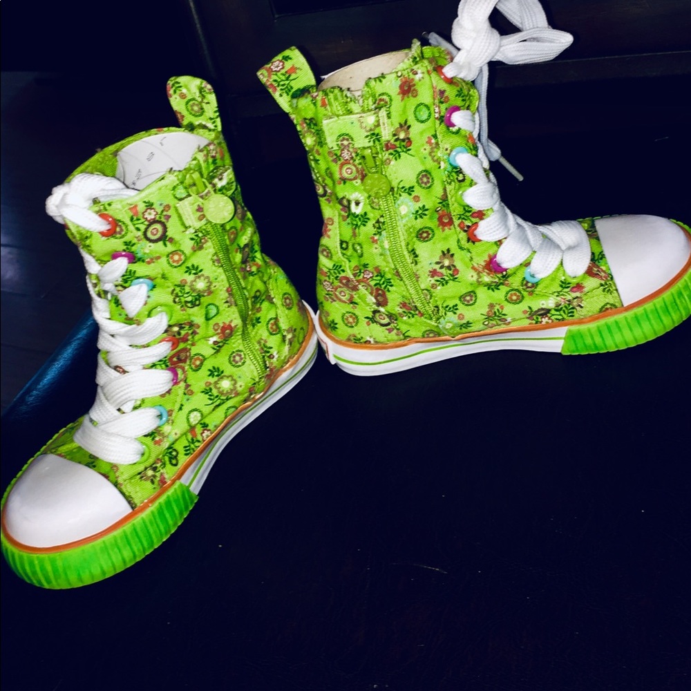Little girls high top canvas shoes.